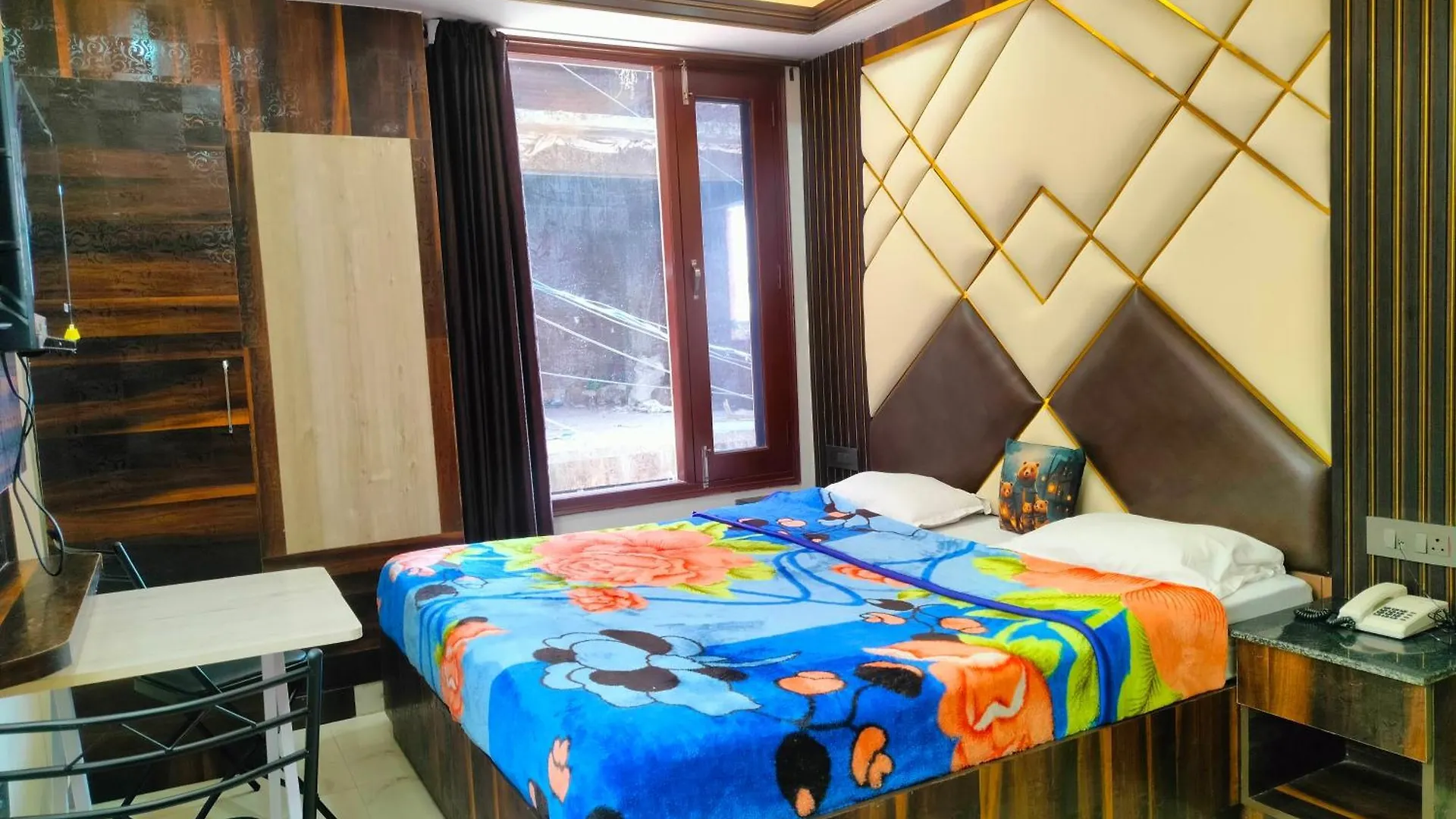 Bed & Breakfast Hotel Sita Inn Near Mall Road - Free Wifi And Mountain View Shimla